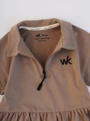 Детское платье-поло — W.E.K.И.D.A.R — Платья — тауп, фото 9
